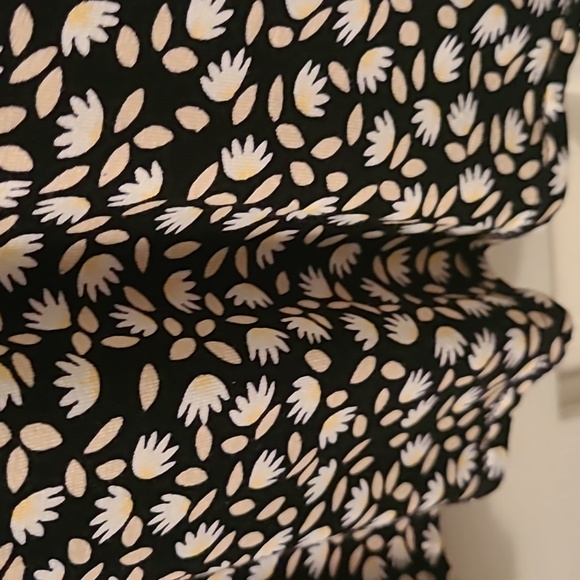 CROFT AND BARROW WOMENS PLUS SIZE BLACK & WHITE FLORAL TANK TOP SIZE 3X - Picture 5 of 12